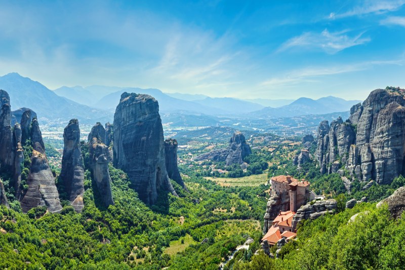 manastirea sfintei treimi din meteora