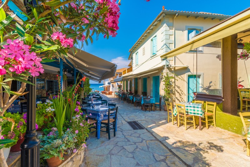 restaurante in agios nikitas